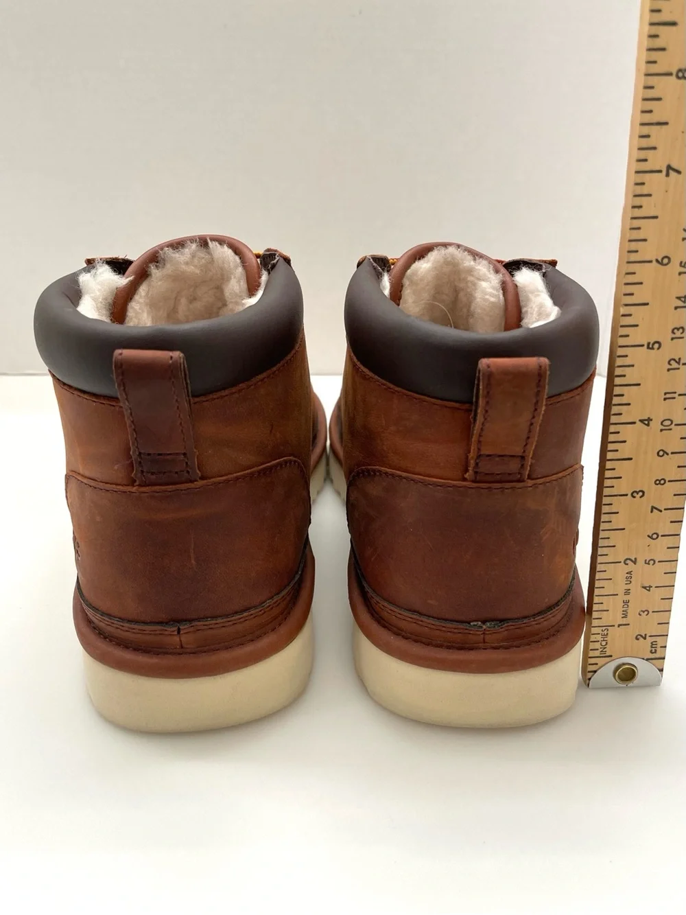 UGG Mens Neumel Utility Boot Sz 10 Ginger Leather Casual Fall Winter Activewear